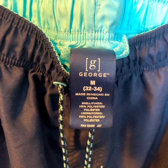 Men’s swim trunks - size M - Picture 2 of 4